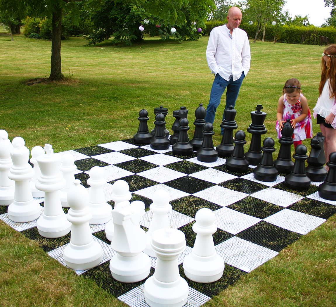 Read more about the article Giant Chess